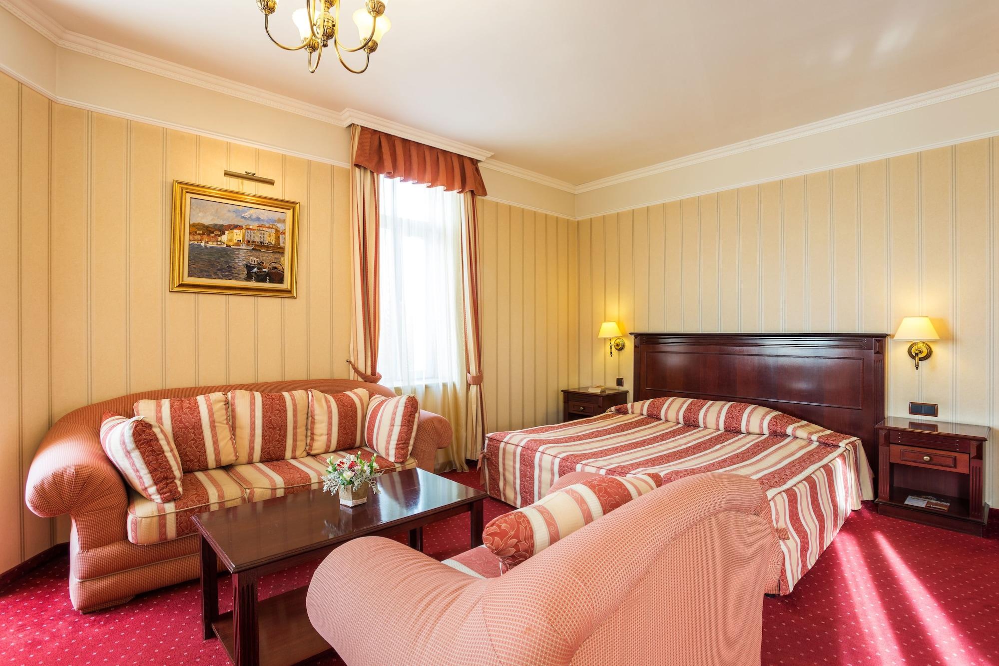 Boutique Splendid Hotel Varna Extérieur photo